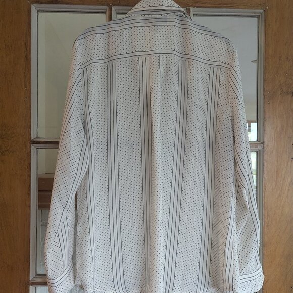 Banana Republic Classic Drapey Shirt Size Large - Picture 6 of 11